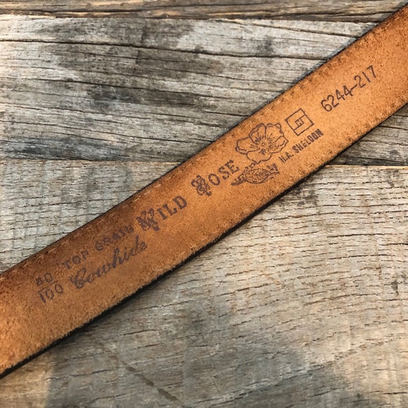 Wild Rose Sheldon Cow Hide belt - Picture 5 of 6